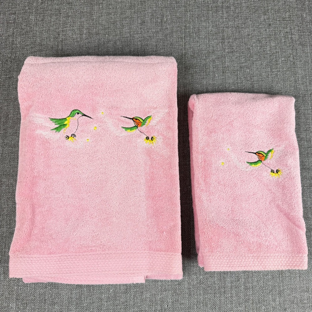 Jakson Vtg Pink Towel Set Embroidered Hummingbird Cotton Blend New with Tags